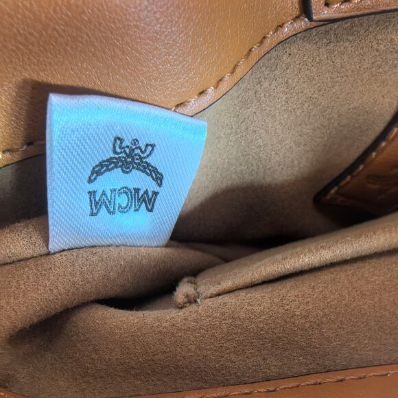 MCM AREN Mini Tote Bag Crossbody Bag Bucket Bag Women's Bag - Picture 8 of 8